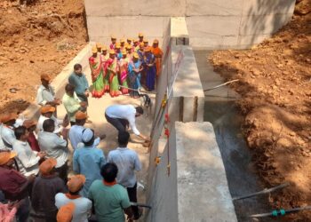 Inauguration of dam at Pacherisada