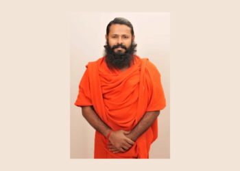 Dr. Parmarth Dev on a tour of Ratnagiri