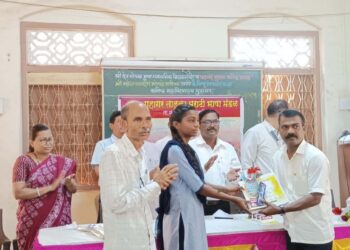 Meritorious honor by Marathi language board