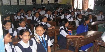 Teachers visit students' homes to increase the number of students