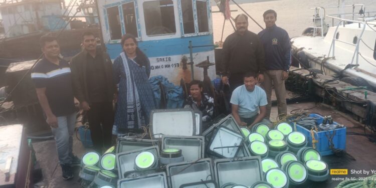 Action on boats supplying LED lights