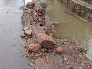 Underground power line works make roads dangerous