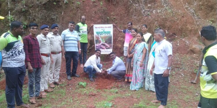 Tree plantation at Mundhar