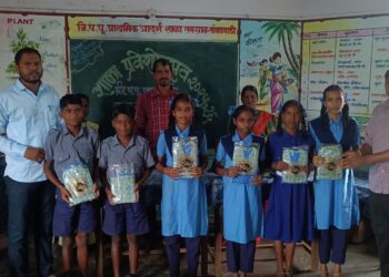 School "Entry Celebration" at Tavasal Tambadwadi