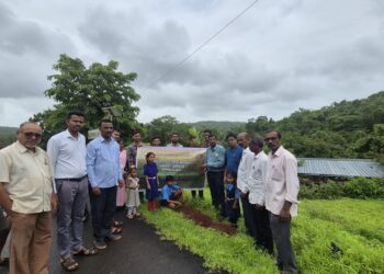 Veldur Nawanagar School gave a field visit