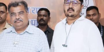 Velhal and Chavan's meeting sparks discussions