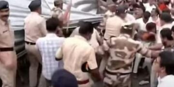 Controversy over pigeon coop in Dadar