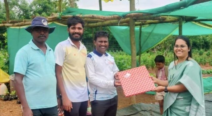 Patpanhale students visit organic farming