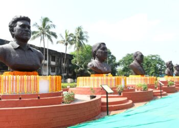 Inauguration of half-statues of 'Bharat Ratna' awardees