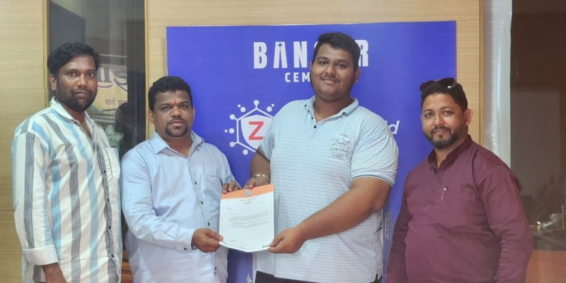 MNS Shringartali City President Vedant Devlekar