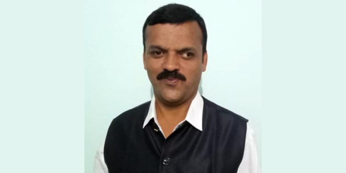 Non-teaching organizations' march