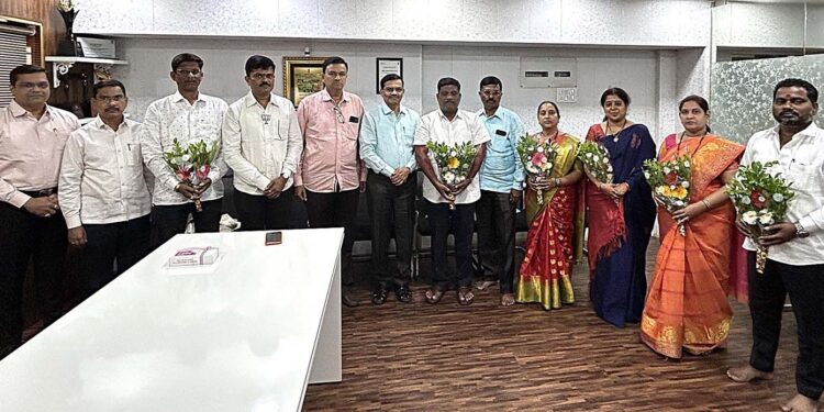 Patwardhan felicitated the corporators