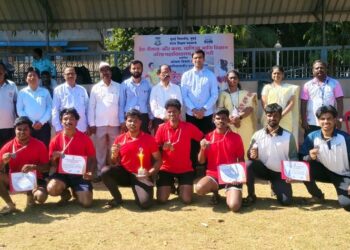 Handball competition in Dev, Ghaisas, Kier College