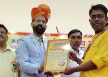 Manoj Dafale gets 'Kokanratna' award