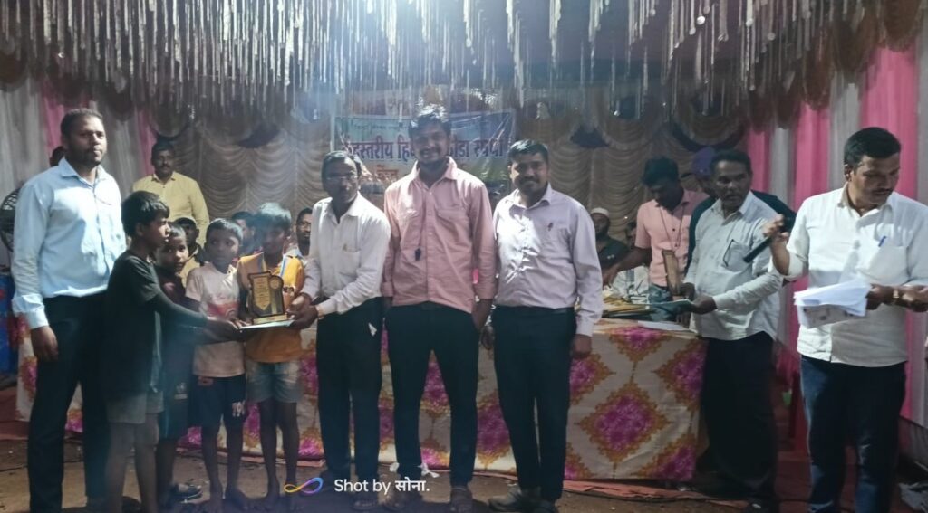 Tavasal Tambadwadi School's success in sports competition