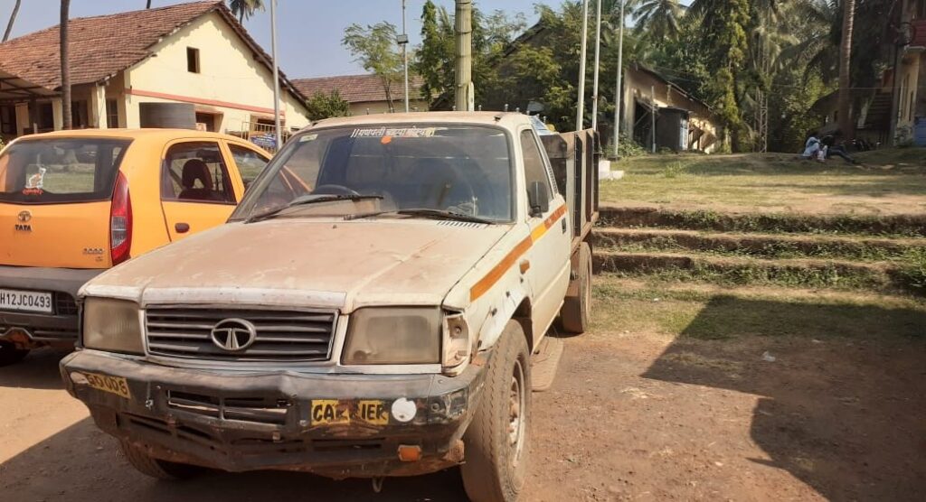 Tehsildar takes action against sand minin