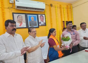 Neeta Malap takes charge as Mayor