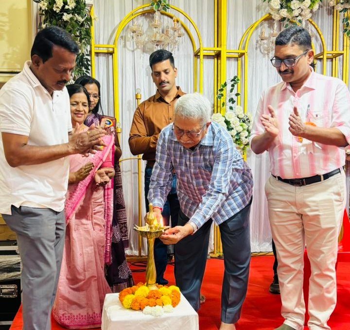 Bride and groom introduction meeting