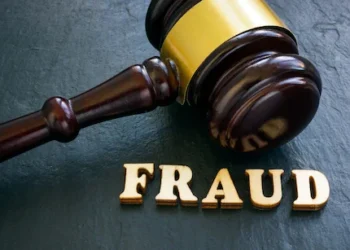 Policeman cheated in Facebook friendship