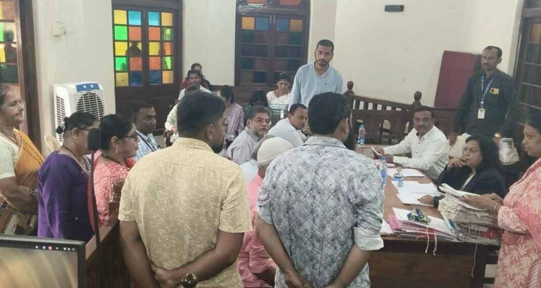 Lok Adalat at Chiplun District Court