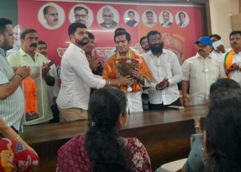 Krishnaraj Mahadik in Ratnagiri