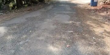 Filling and patching potholes on roads