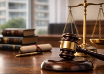 Two acquitted of rape charges