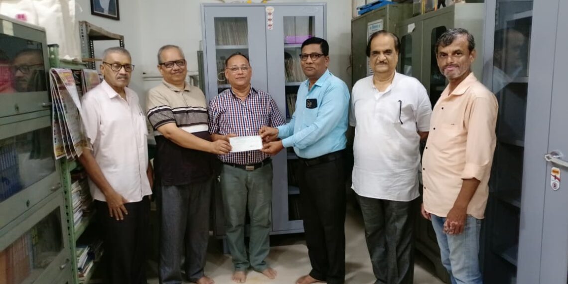 Chavan donates to Vibha Aravind Library