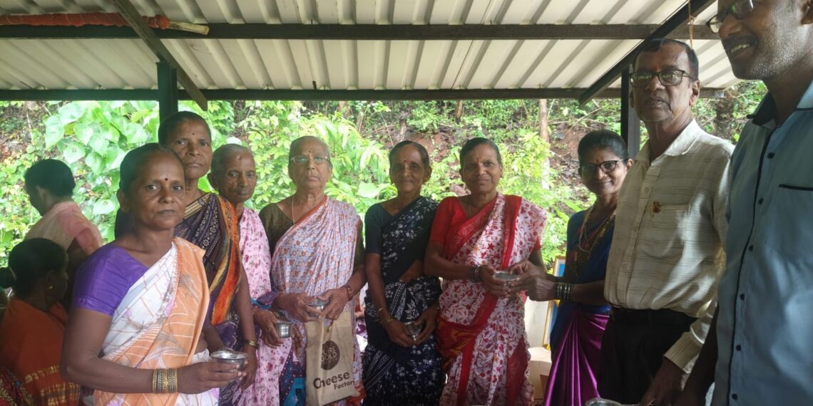 Single Women's Day Celebrated at Dhopave