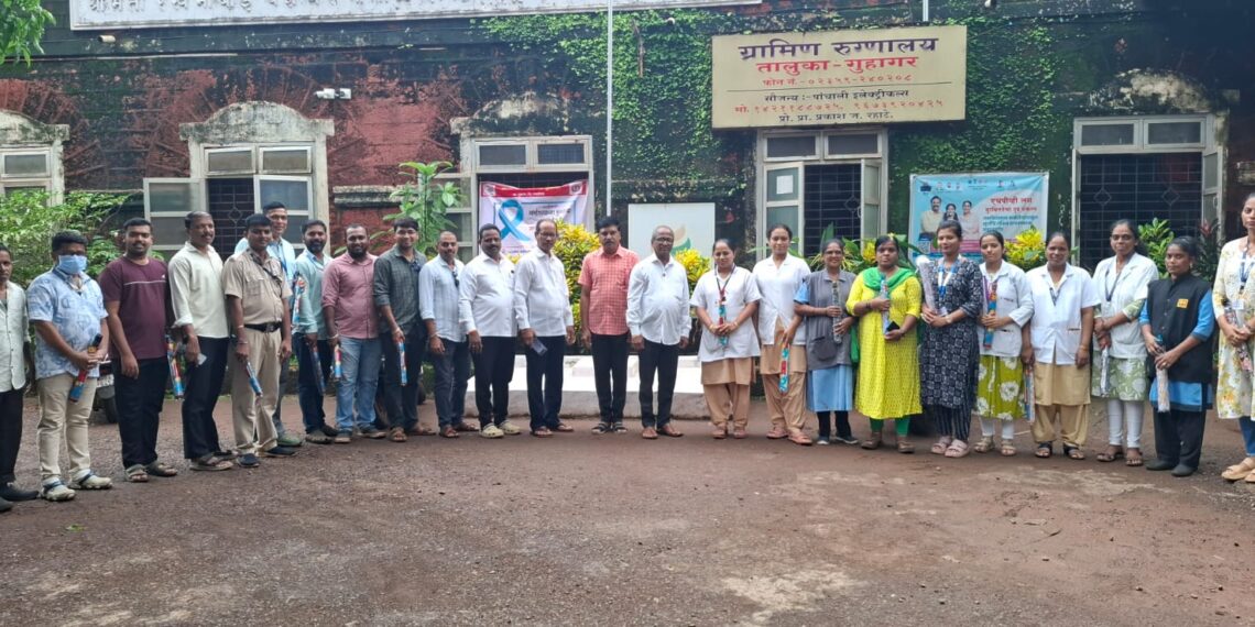 Aarekar family honors rural hospital staff