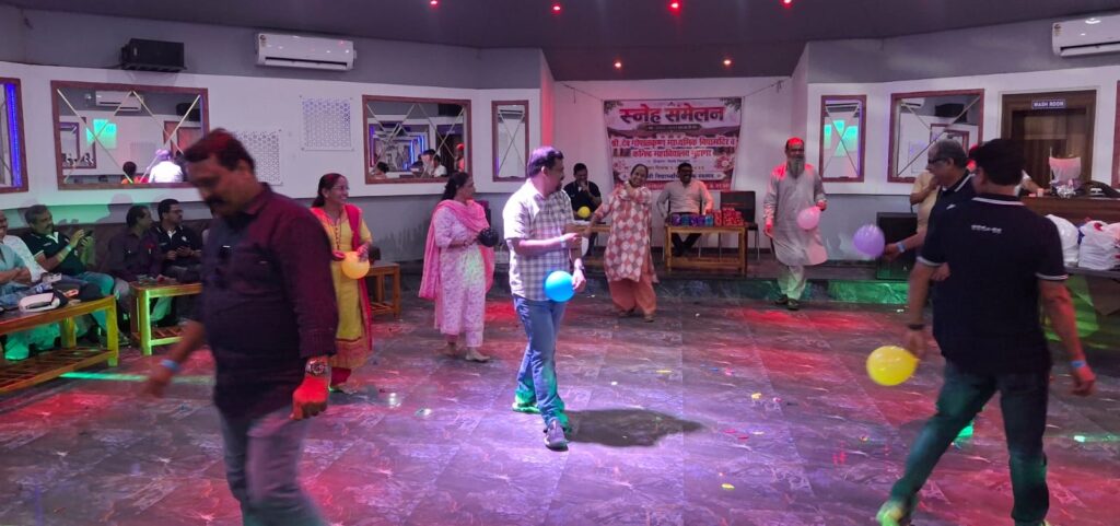 Class 10 Batch Reunion at Pedhambe