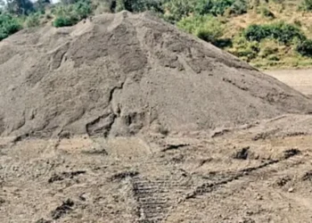 Free sand for the house is on paper