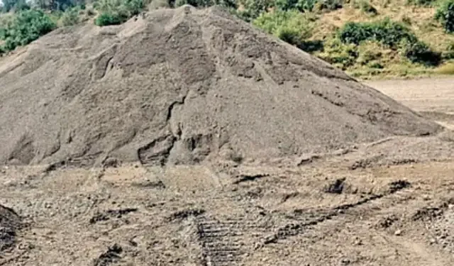 Free sand for the house is on paper