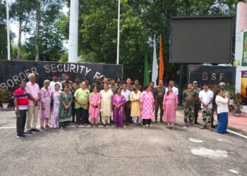Women celebrated Raksha Bandhan with soldiers