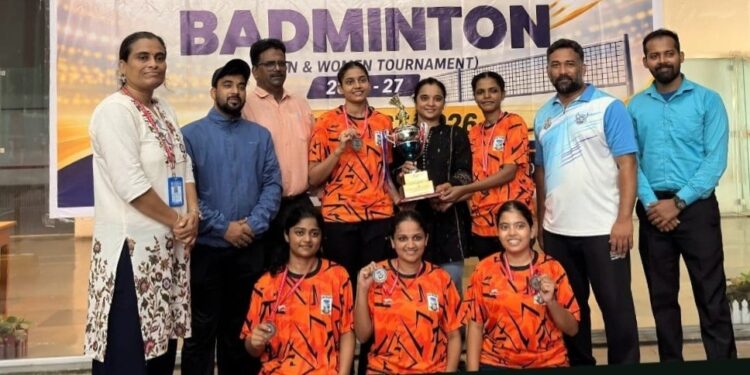 Gogate-Joglekar College wins silver medal
