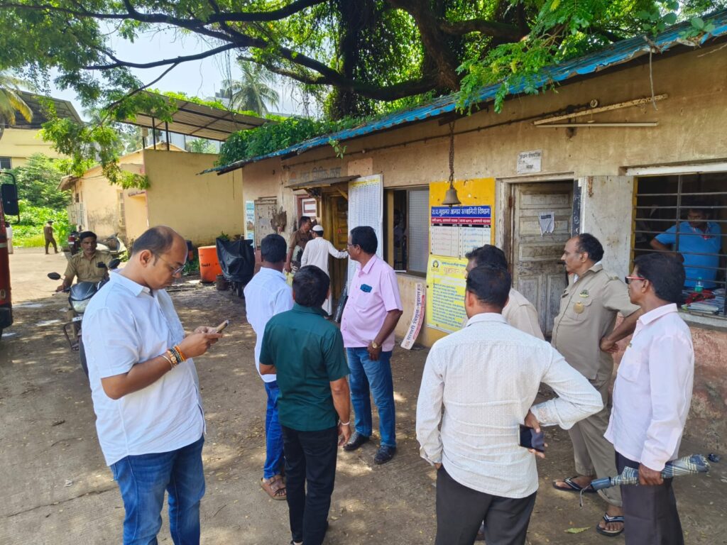 Buses from Guhagar depot closed for five hours