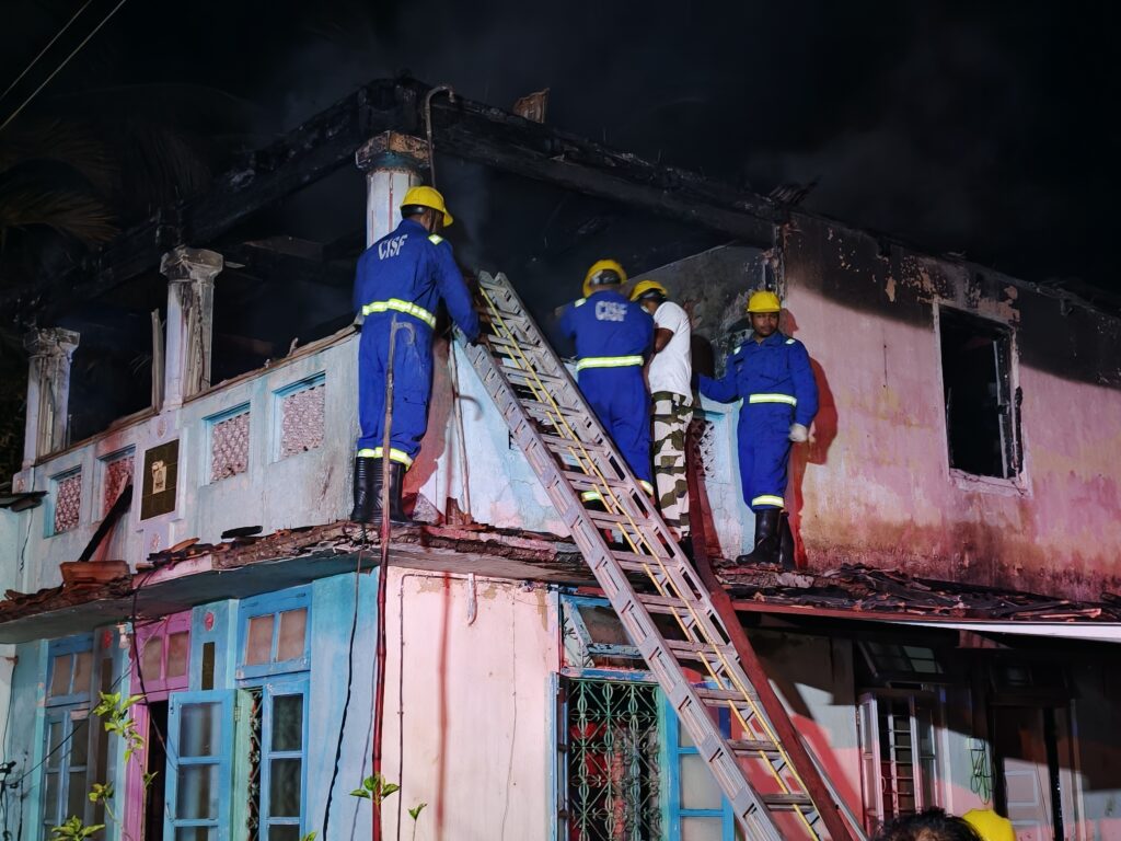 Fire at Bamne's house in Guhagar