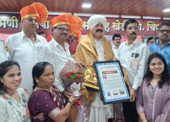 Sachin Salvi gets Samaj Bhushan Award