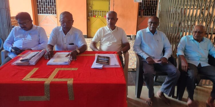 Return the land or pay compensation