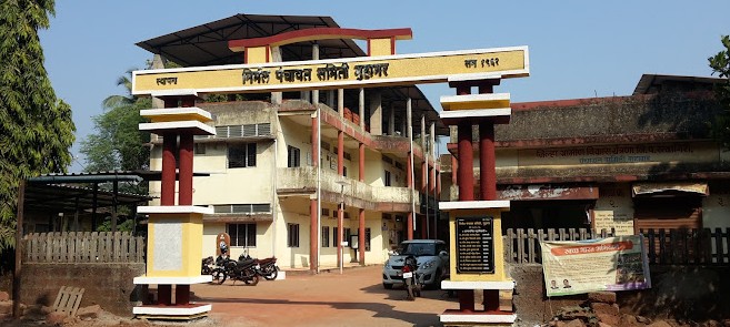 आम्हाला विचारल्याशिवाय शिक्षक पाठवू नयेत