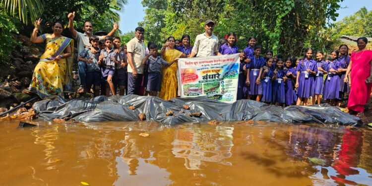 Students join hands for water conservation